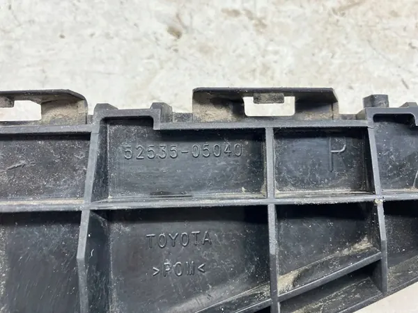 Deslizamento de suporte de para-choque dianteiro Toyota Avensis T27 08-15 OEM 52535-05040 image 5