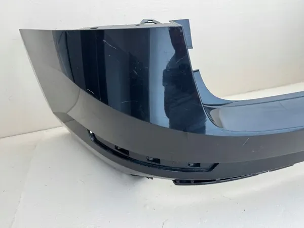 Skoda Superb III takapuskuri OEM 3V9807421 - Käytetty image 4