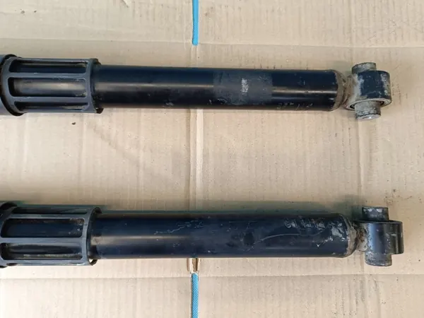 OEM 5QF513049BM Bak Stötdämpare för VW Tiguan image 7