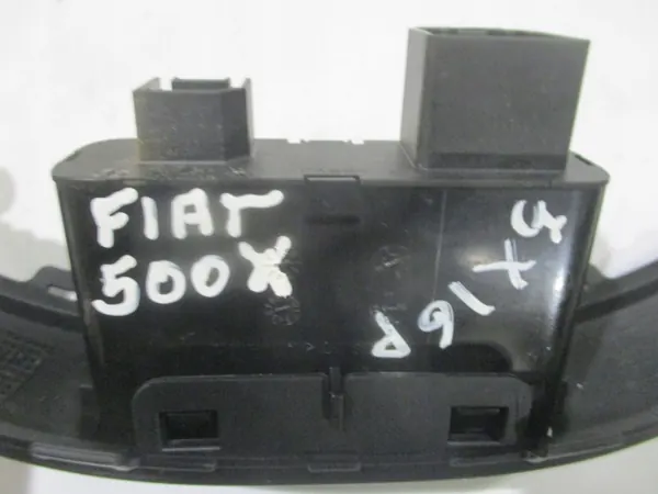 Enchufe AUX USB Fiat 500X OEM 735650649 image 5