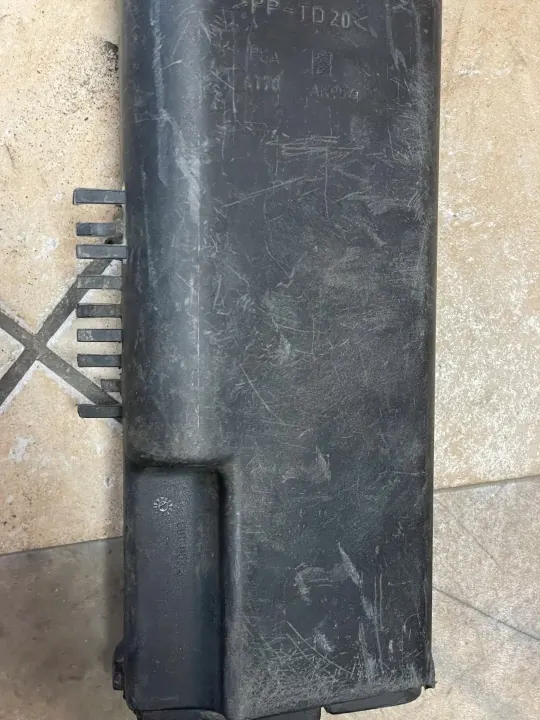 OEM Kohlefilter für Peugeot 307 SW 2.0B 04' image 3