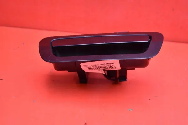 Poignée de hayon OEM 760470AB pour Jeep Grand Cherokee image 9