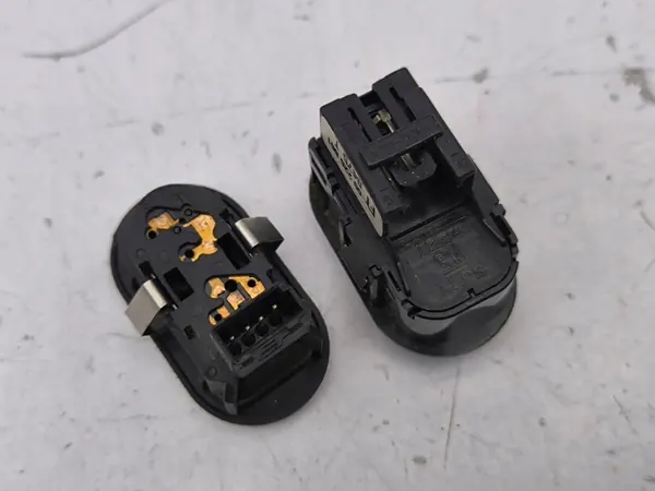 Opel Zafira A 2005 schakelaars en knoppen OEM 09226861 image 5