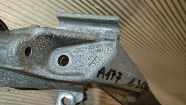 Engine Belt Roller Bracket OEM A2822034300 image 3