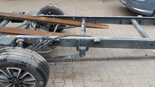 Iveco Daily VI Ram OEM 848451 - Hjulbas 4100mm image 5