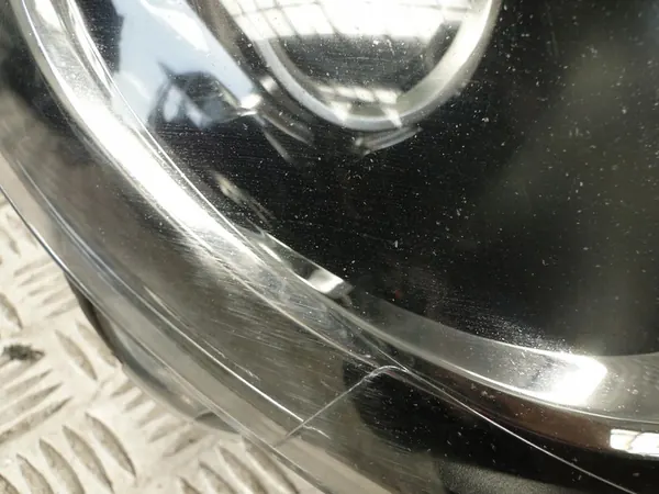 Oikea Ajovalo VW Touran 1T 1T0 Lift 1T1941006C image 5