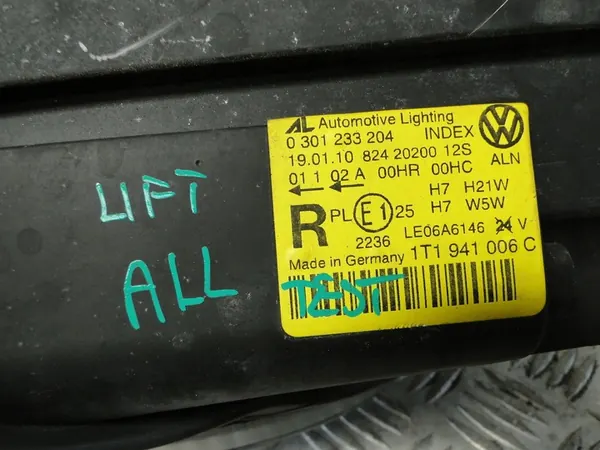 Oikea Ajovalo VW Touran 1T 1T0 Lift 1T1941006C image 8