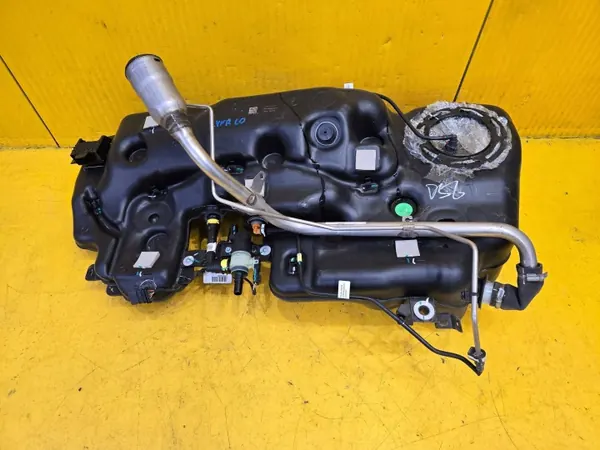 Réservoir à carburant Lynk & Co 01 OEM P8890951592 - Occasion image 2