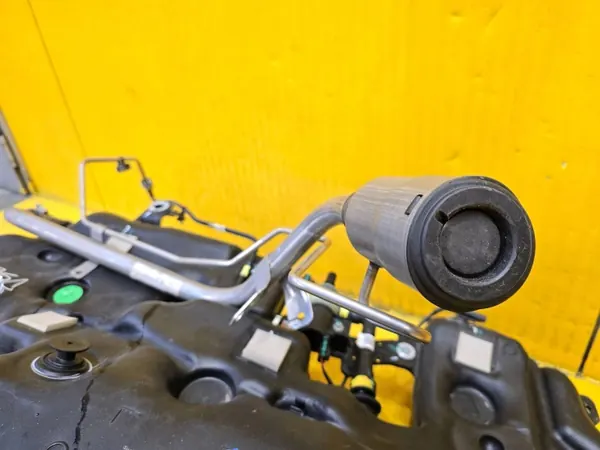 Réservoir à carburant Lynk & Co 01 OEM P8890951592 - Occasion image 3