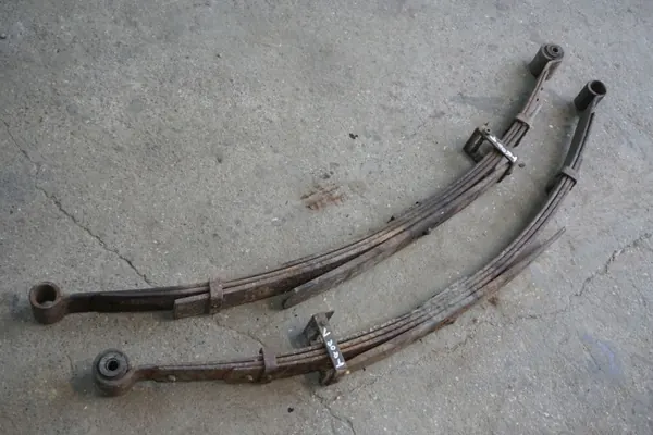 Isuzu Trooper Achter Bladveer OEM TROOPER RESOR 5 image 5