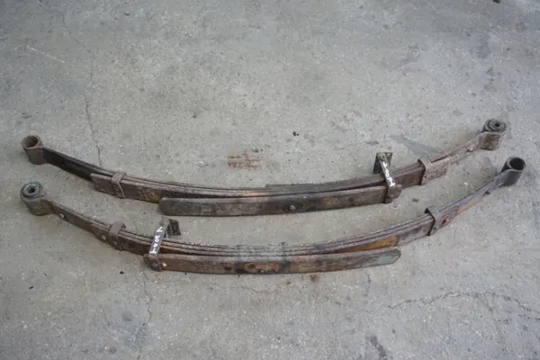 Isuzu Trooper Achter Bladveer OEM TROOPER RESOR 5 image 6