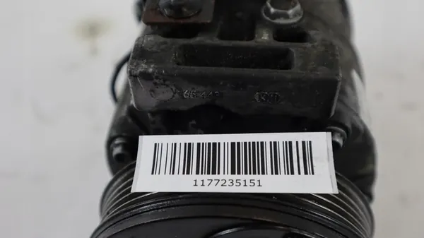 Ilmastointikompressori VOLVO V70 III 2.4 D5 31291135 image 9