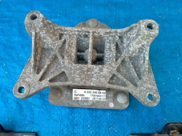 Mercedes Växellådsstöd OEM A2222401800 A2222406800 image 4