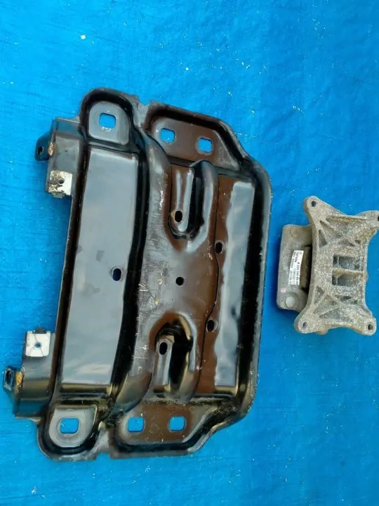 Mercedes Växellådsstöd OEM A2222401800 A2222406800 image 5