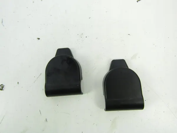 Volvo EX30 Matkatavaran kiinnityskoukku OEM 80001791 image 3