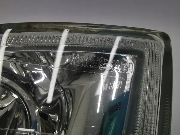 Faro Halógeno Nissan Derecho Delantero OEM 261509F901 image 4