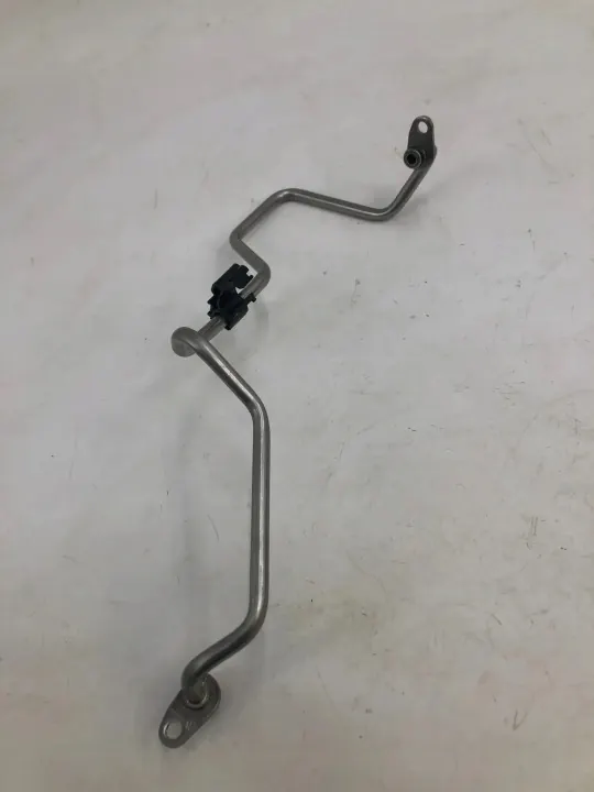 SEAT Avgasrör OEM 05E145140 - Begagnad image 2