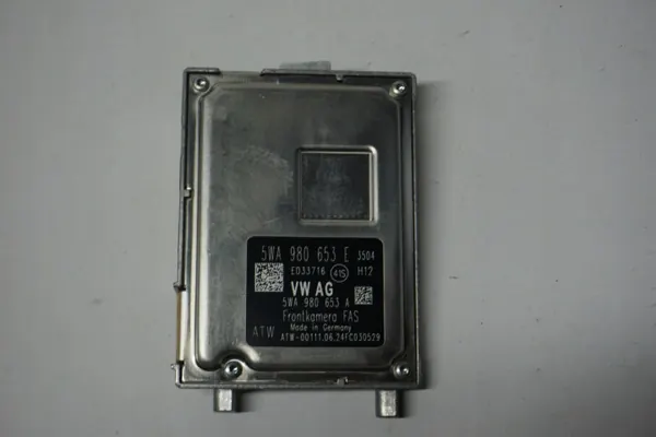 Câmera assistente de faixa VW Golf VIII OEM 5WA980653E image 2