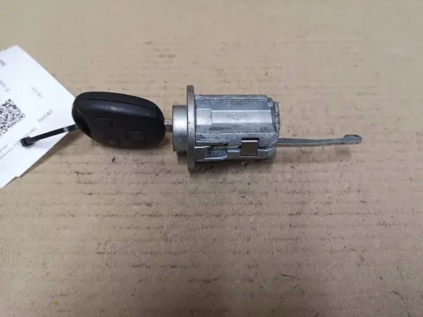 Interruptor de encendido OEM N0501525 para Toyota Avensis T25 image 2