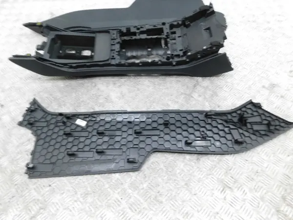 Túnel Central OEM 4M8863305 para Audi Q7 II SQ7 2019-2024 image 4