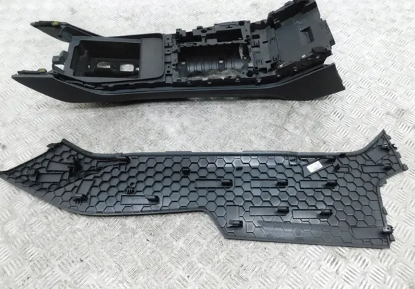 Túnel Central OEM 4M8863305 para Audi Q7 II SQ7 2019-2024 image 7
