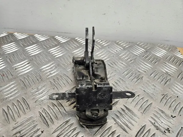 Bentley konepeltilukko OEM 3W0823480F - Käytetty image 3