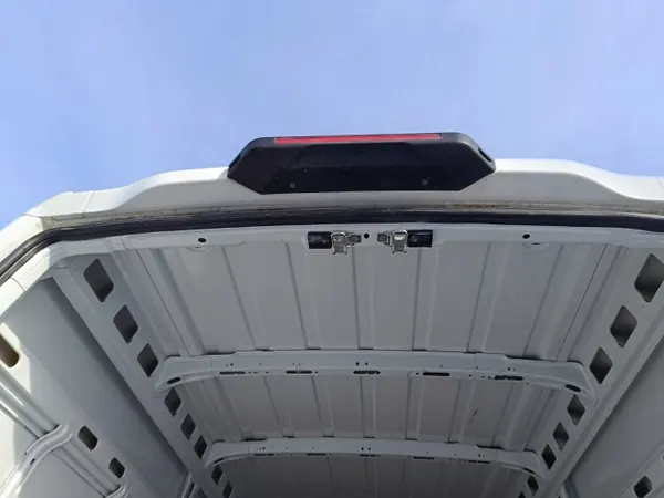Begagnad Iveco Daily 2022 bakdörrtätning OEM image 3