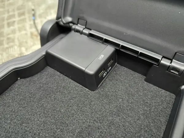 Mazda CX-5 II 2020 Rücksitzarmlehne OEM AMD116073 image 4