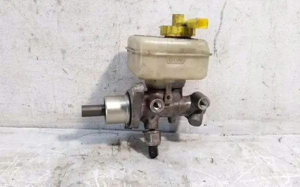 Cylindre de frein OEM 1J1611301B pour Audi A3 8L1 image 2