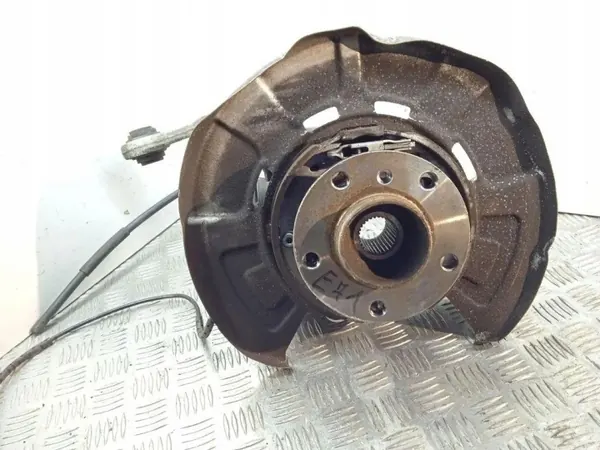OEM 6770884 Buje Rueda Trasera Derecha BMW X5 E70 image 3