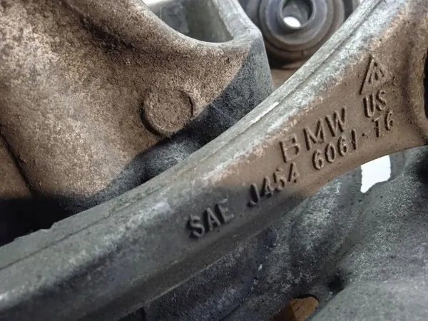 OEM 6770884 Buje Rueda Trasera Derecha BMW X5 E70 image 7