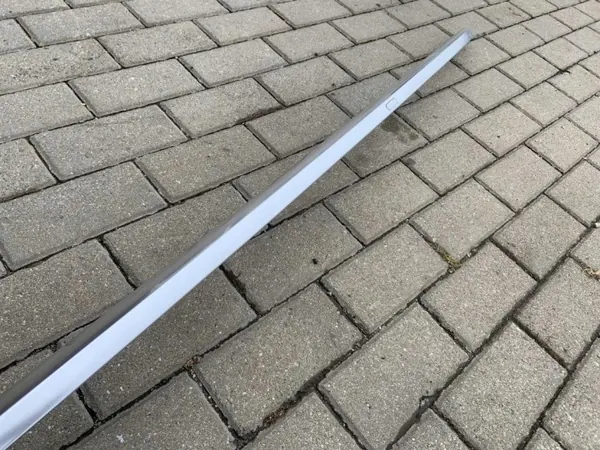 Gebruikte dakdrager OEM 4M0860022C rechterkant Audi Q7 image 6