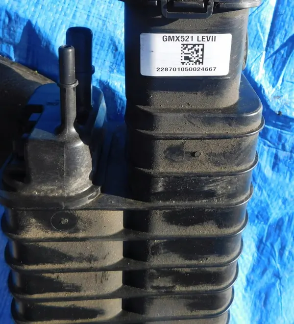 OEM CAMARO 2013r 3.6 V6 hiilifiltteri - Alkuperäinen image 3