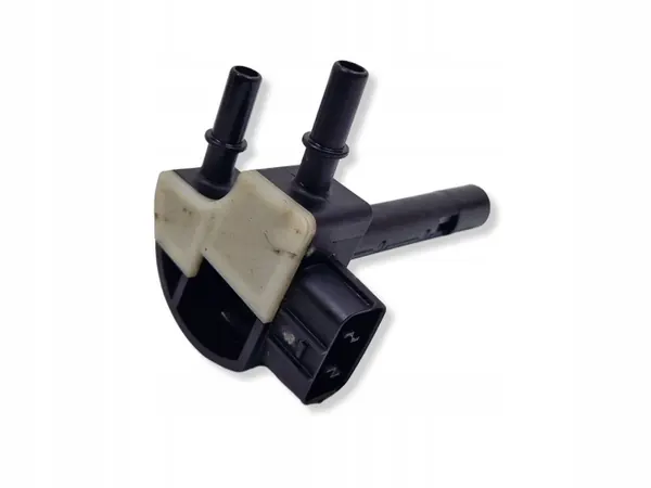 Nissan Qashqai brandstoffilterverwarmer OEM F30010000 image 3