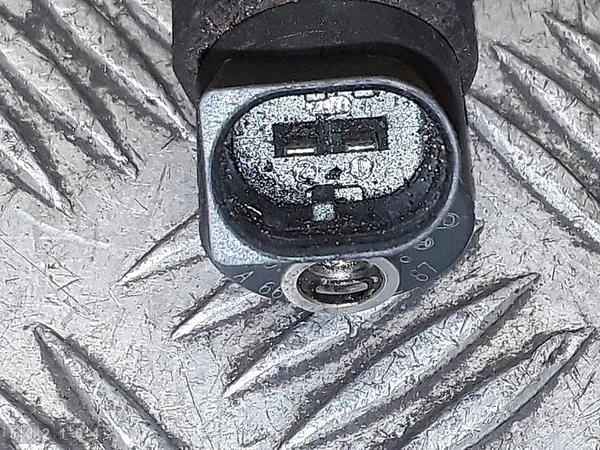 2002 Mercedes Vaneo W414 Injektor 1700cdi 0445110196 image 3