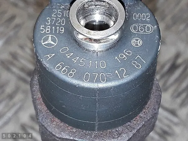 2002 Mercedes Vaneo W414 Injektor 1700cdi 0445110196 image 4