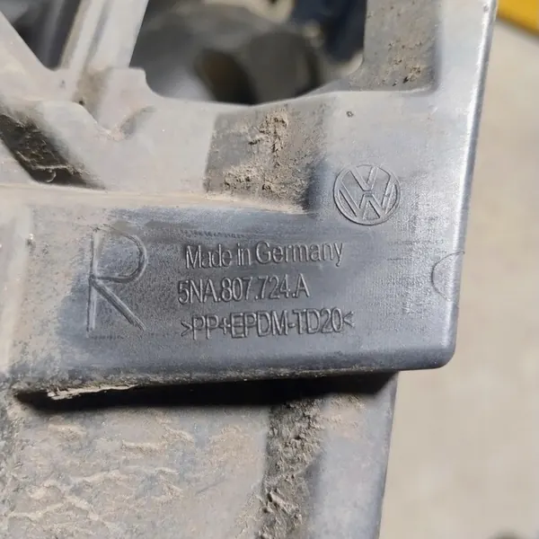 TIGUAN II 5NA R-LINE Supporto Paraurti Destro 2016- image 3