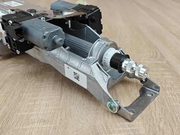 OEM 6894879 Ohjauspyörän akseli BMW 5-sarjaan image 8