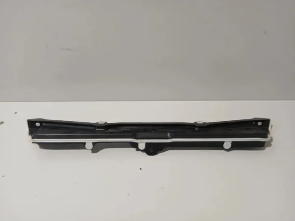Piezas de compartimento motor BMW OEM 7340190 Serie 5 G30/G31 image 4