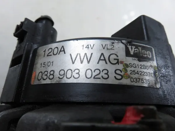 Vaihtovirtageneraattori 120A Skoda VW Audi Seat image 8