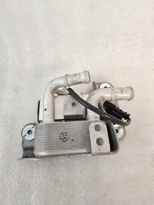 Condenseur AC Volvo XC40 OEM 32260322 - Occasion image 2