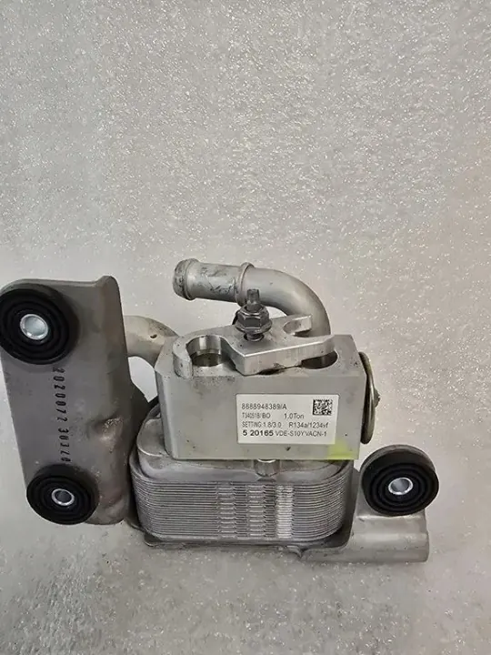 Condenseur AC Volvo XC40 OEM 32260322 - Occasion image 4