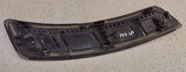 Entrada de ar OEM 638251CA0A Para-lamas esquerdo - Usado image 4