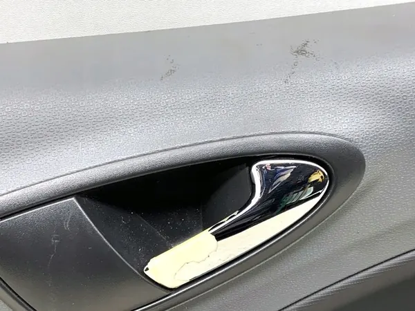 Painel da porta dianteira direita SEAT IBIZA IV Hatchback 08-17 OEM image 3