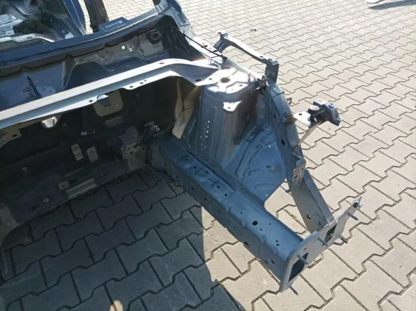 Ford Mustang Mach-E Longarina Quarto Dianteiro Esquerdo OEM Lochow-320241- image 4