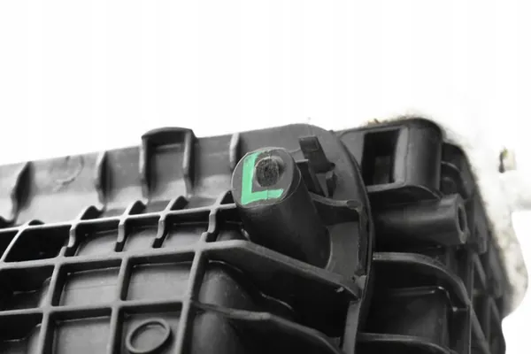 Coletor de admissão A3 8V Polo V Golf VII Leon III Fabia 1.2 1.4 TSI 04E129711J image 9