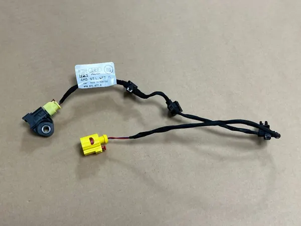 Audi Q8 Iskujärjestelmäanturi OEM 4N0959651D 4M8971677A image 2