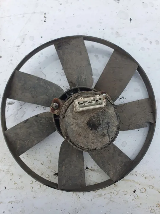 Vattenkylare Fläkt VW Golf III 1.6 1.8 1.9 image 2