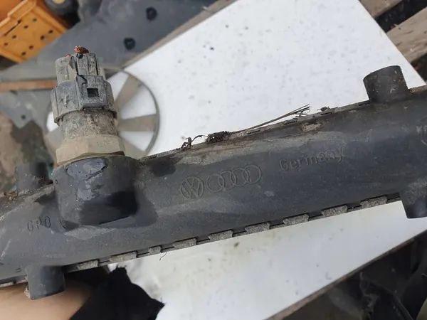 Vattenkylare Fläkt VW Golf III 1.6 1.8 1.9 image 5