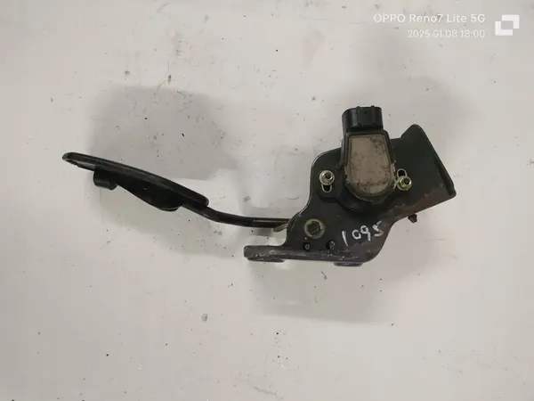 Gaspotentiometer Toyota Avensis Corolla image 2